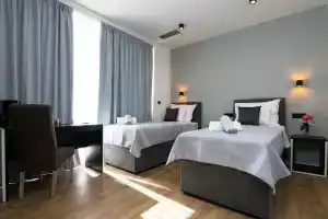 Sky & Sun Luxury Rooms, Задар