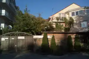 Отель «Нинель», Лазаревское