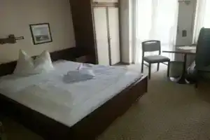 Hotel Garni Taunus, Бад-Зоден