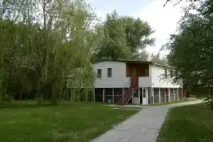 База отдыха «Тишанка», Трёхостровская