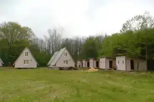 База отдыха «Каштановая роща», Тхамаха