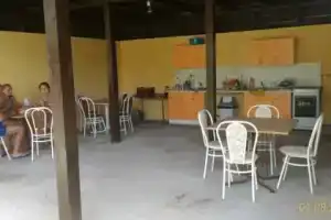 Lilly Guest House, Лидзава