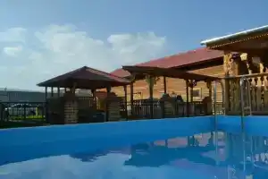 Дом у реки, Тюлюк