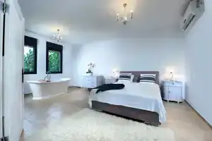 Yamim Suites On The Beach - Adults Only, Нагария
