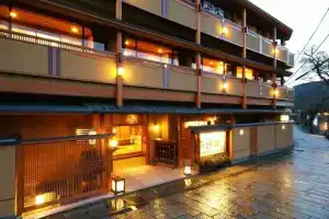 Arashiyama Onsen Shiki No Yado Hanaikada, Киото