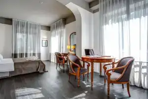Luxurious Villa in Tabiano Castello With Swimming Pool, Табиано