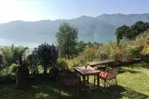 Gorgeous Village Guest House, Покхара