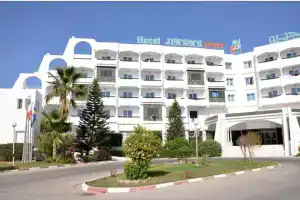 Jinene Resort, Сусс