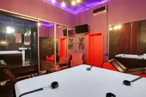 Антиотель на Орджоникидзе, Москва