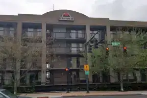 Downtown Inn and Suites, Ашвилл