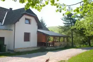 House Nada, Плитвицкие озера