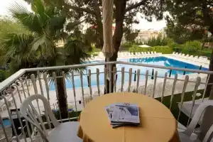 Residence Oliveto, Чериале
