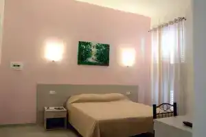 Home Giardino di Persefone, Агридженто