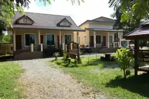 Baankafae Resort, Бан Пхе