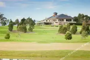 Oasis on the Yarra Valley, Мельбурн