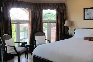 Arnica Bed & Breakfast, Ниагара-он-те-Лейк
