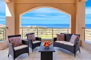 Вилла Cretan Sunny Villa Heated Pool, Курнас