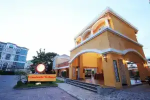 12heh Pattaya, Джомтьен