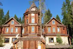 Гостиница «Охотничьи сезоны», Полазна