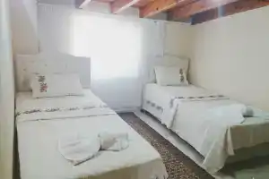 Şanlı otel, Айвалык