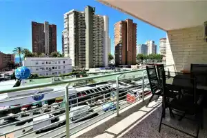 Niza 3a in Benidorm with 1 bedrooms and 1 bathrooms, Бенидорм