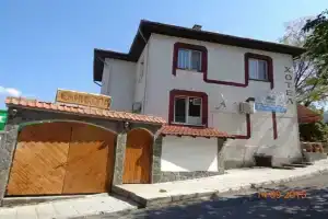 Bubolina House, Паничиште