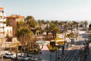 Evenia President Hotel, Салоу
