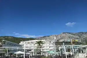 Maya World Imperial, Бельдиби
