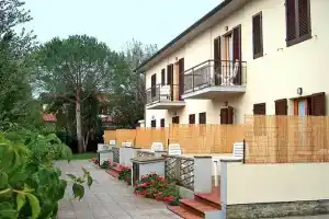 L' Oleandro, Марина-ди-Кампо