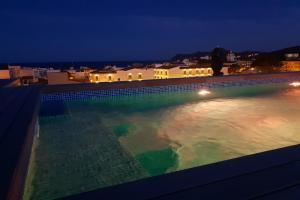 Hotel The Place - Adults Only, Кала-Раджада