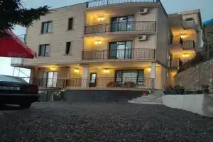 Guest House Etm, Махинджаури