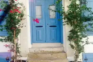 Postahan Konukevi, Алачати