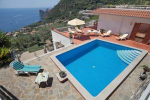 Casa Imma, Нерано