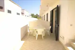 Villetta VIA Rimini, Торре-Суда
