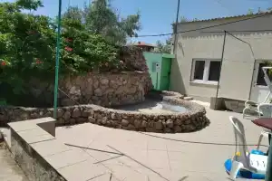 Гостиница «Оазис», Прибрежное