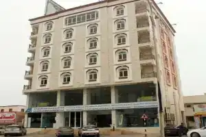 Al Noor Furnished Flats, Салала