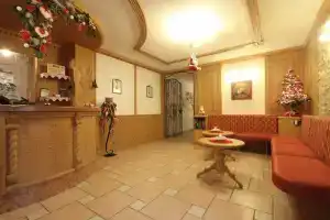 Residence Montebel, Тезеро