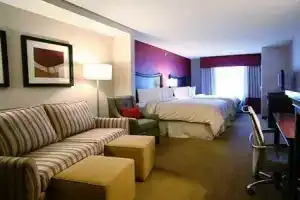 Comfort Inn & Suites City Center, Индианаполис