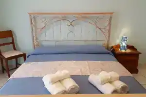 B&b Calipso, Чивитанова-Марке