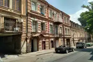 Апартаменты у Сухого моста, Тбилиси
