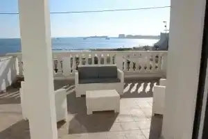 Estasi Sul Mare, Порто-Чезарео