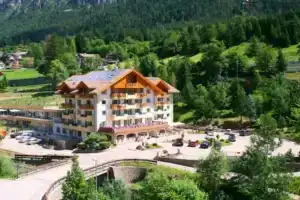 Rio Stava Family Resort & Spa, Тезеро