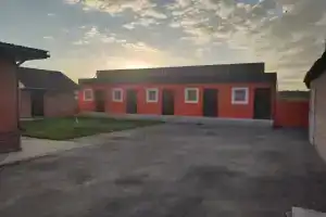 Гостиница «Ночлежный Дом», Хутор Маяковского