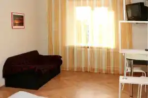 1-room Furnished Apartment With a Balcony in the Center of Ulyanovsk Daily, Ульяновск