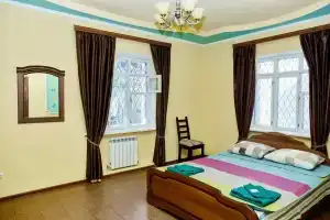 Мини-отель «Нарзан Вест», Кисловодск