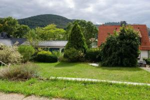 Detached Holiday Home in Bad Harzburg With sun Terrace and a Lovely Garden, Бад-Гарцбург
