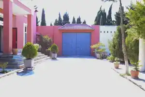 Premier Villas, Мардакяны