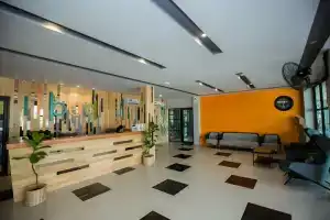 Thebedhotel101, Ройет