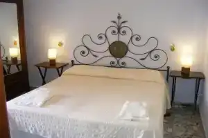 Casavale B&b, Карлофорте