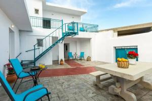 Sunset Luxury Maisonettes, Плакиас